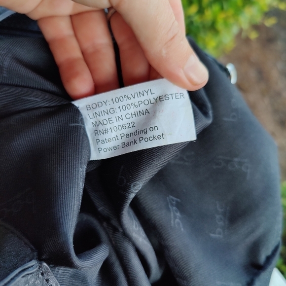 Born BOC Vegan Leather Black Crossbody Bag Purse Satchel Lots of Pockets - Picture 15 of 16